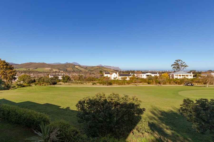 5 Bedroom Property for Sale in Erinvale Golf Estate Western Cape